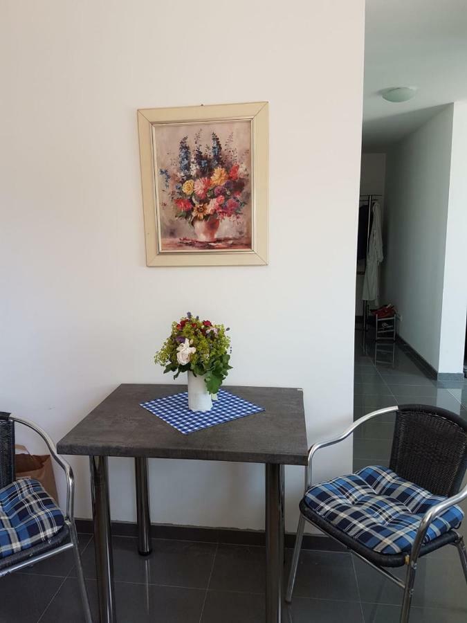 Apartment Near Frankfurt, Fantastic View! Usingen Exteriör bild