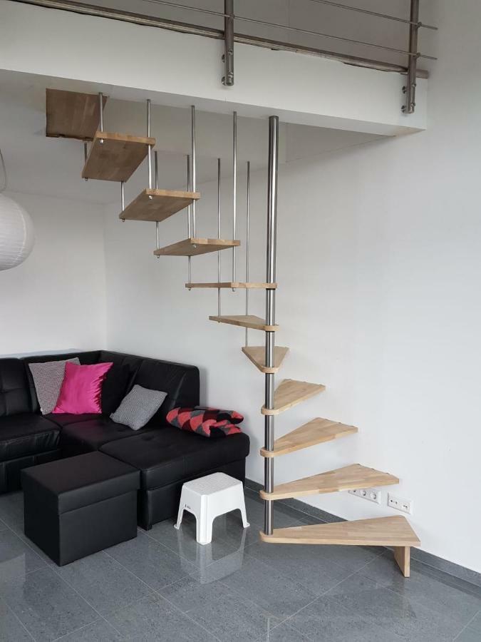 Apartment Near Frankfurt, Fantastic View! Usingen Exteriör bild