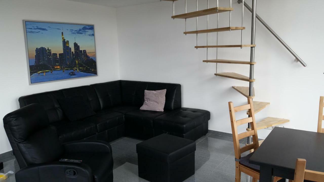 Apartment Near Frankfurt, Fantastic View! Usingen Exteriör bild